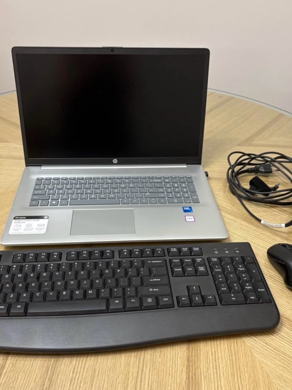 HP 17" Laptop
